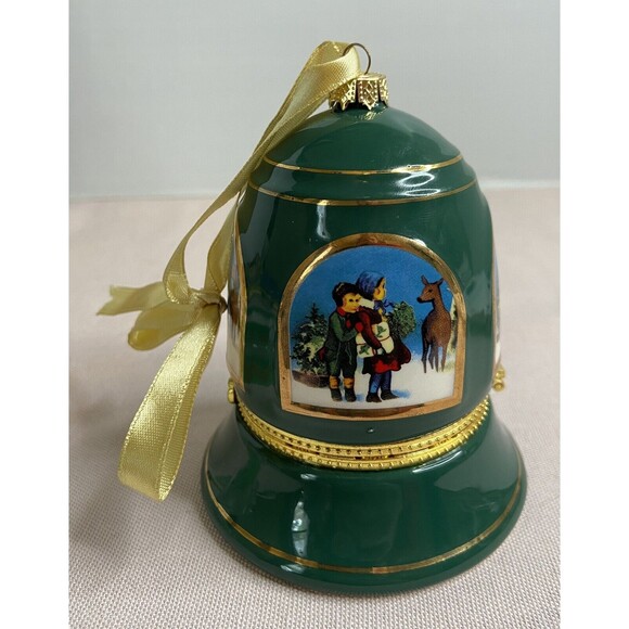 Mr. Christmas Bell Ornament Music Box  Plays Silent Night Green & Gold. - Picture 2 of 8